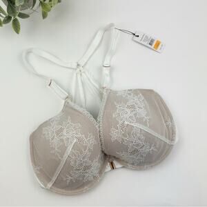 Skarlett Blue Straight Laced Front Close T-Shirt Bra in WhiteBrand new Size 32DD